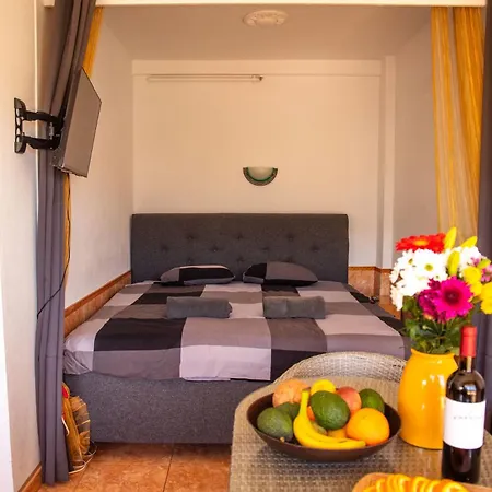 Appartement View - *